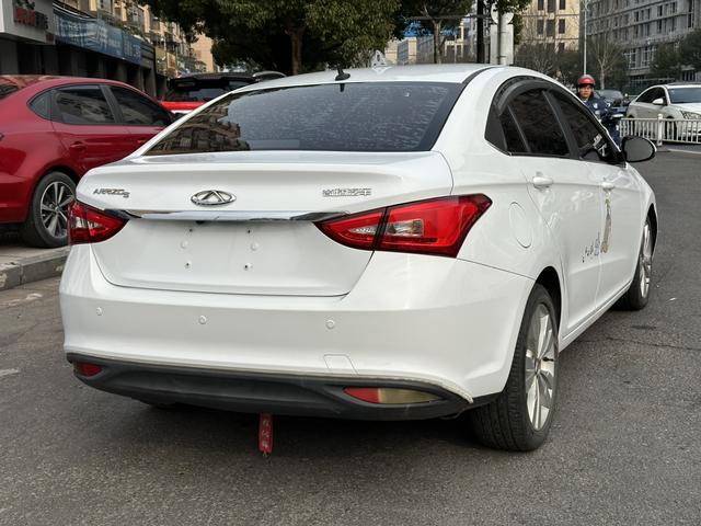 Chery Arrizo 5