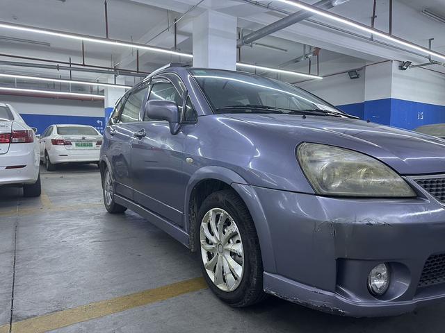 Suzuki Liana