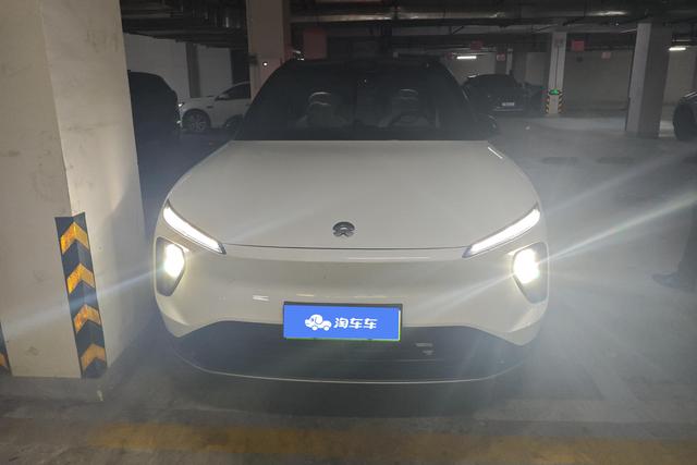 NIO ES6