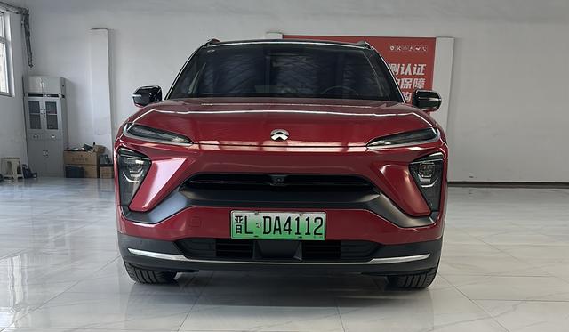 NIO ES6