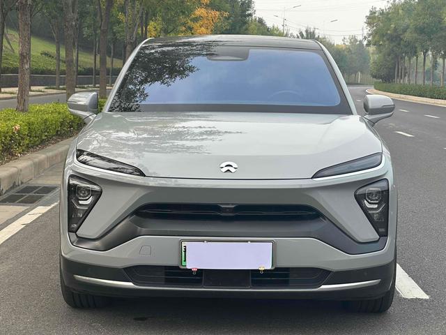 NIO EC6