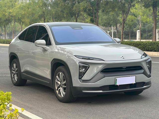 NIO EC6