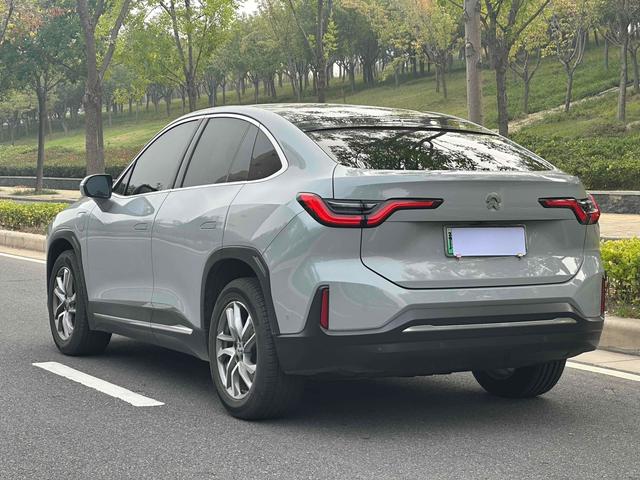 NIO EC6