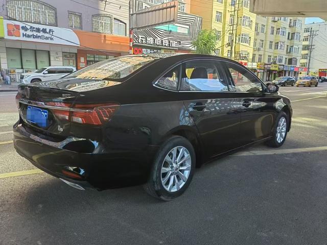 Roewe i6