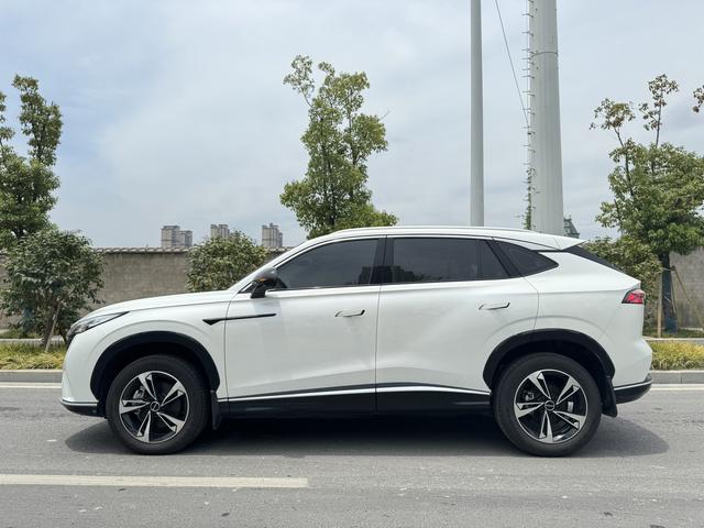 Roewe RX5