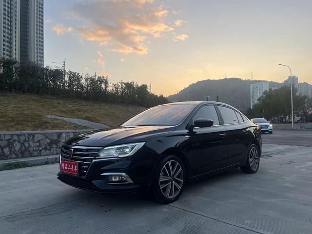 Roewe i5