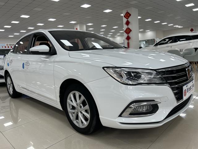 Roewe i5