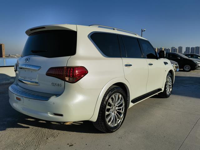 Infiniti QX80