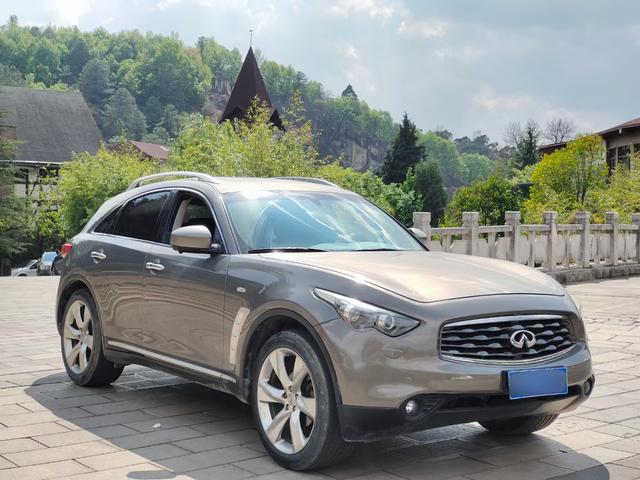 Infiniti FX