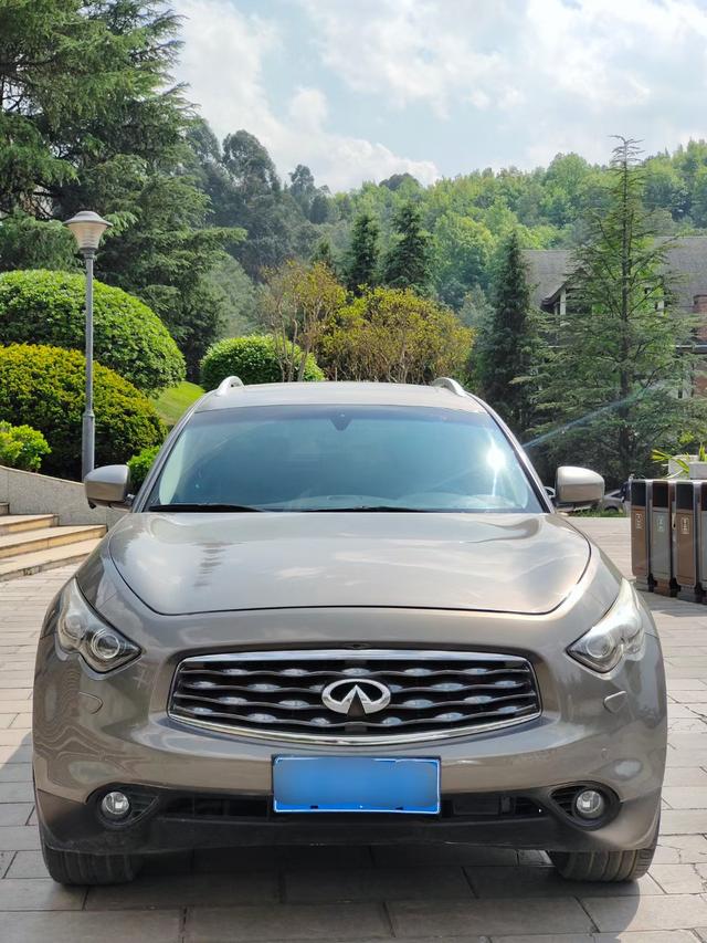 Infiniti FX