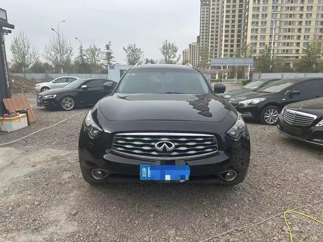 Infiniti FX