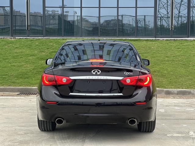 Infiniti Q50