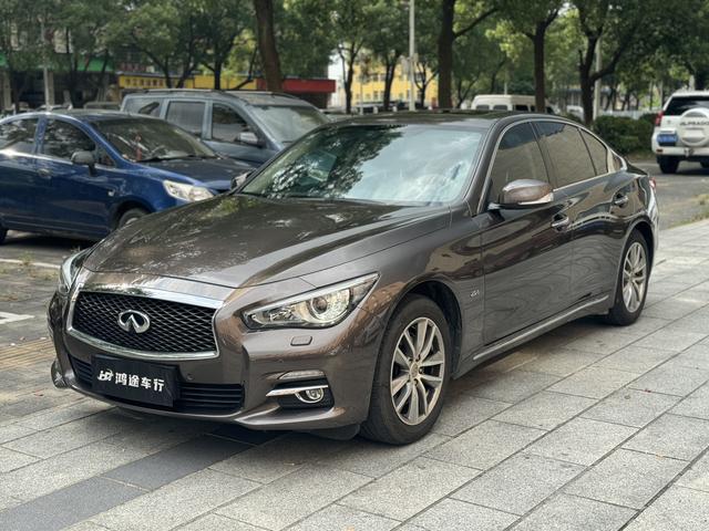 Infiniti Q50L