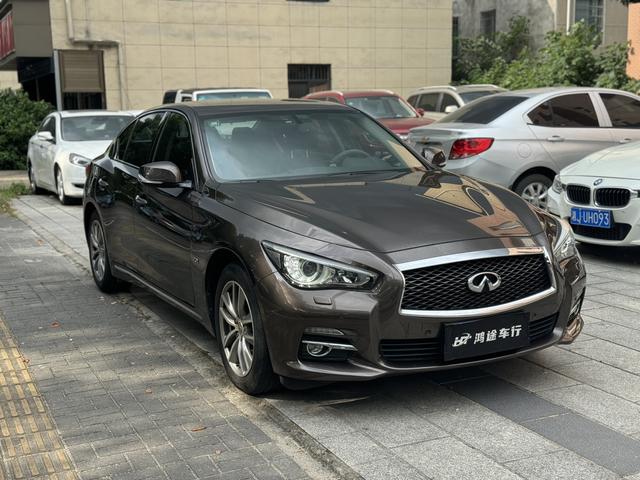 Infiniti Q50L