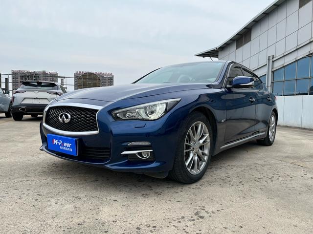 Infiniti Q50L