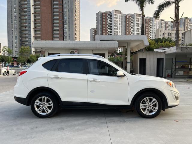 GAC Trumpchi GS5