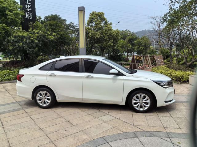 GAC Trumpchi GA4