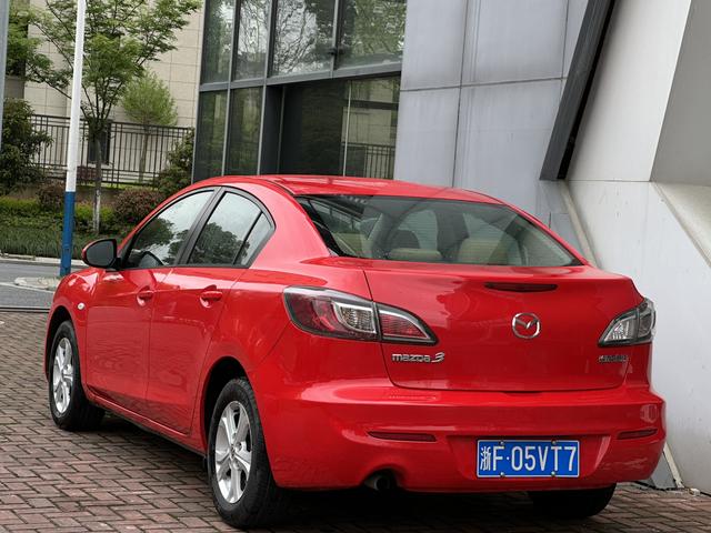 Mazda 3 star