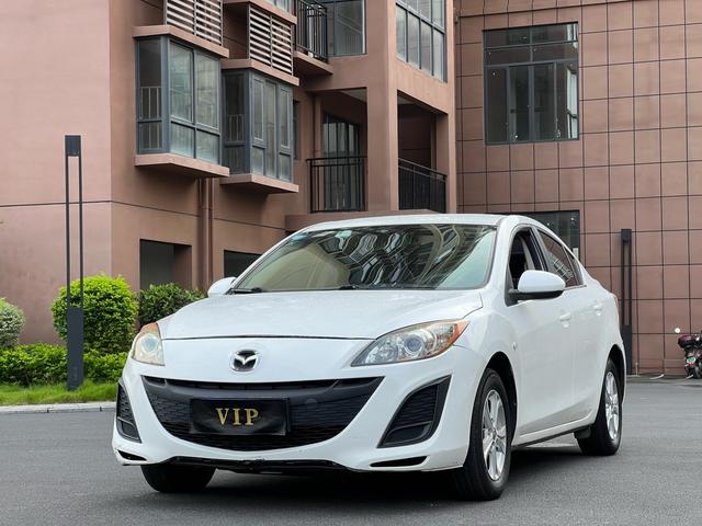 Mazda 3 star