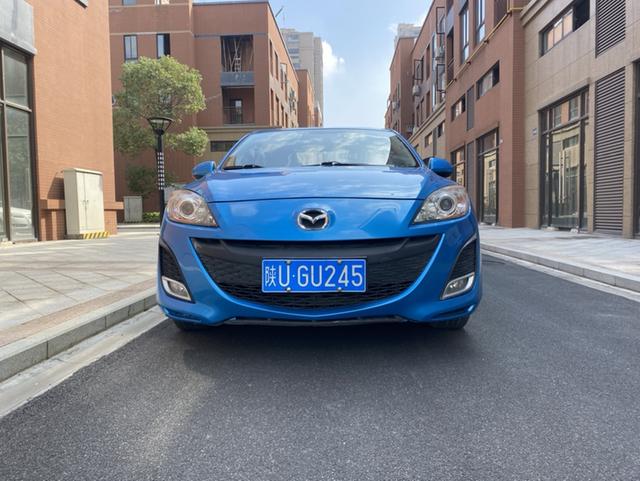 Mazda 3 star