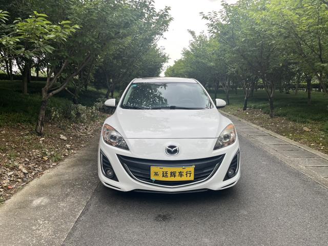 Mazda 3 star