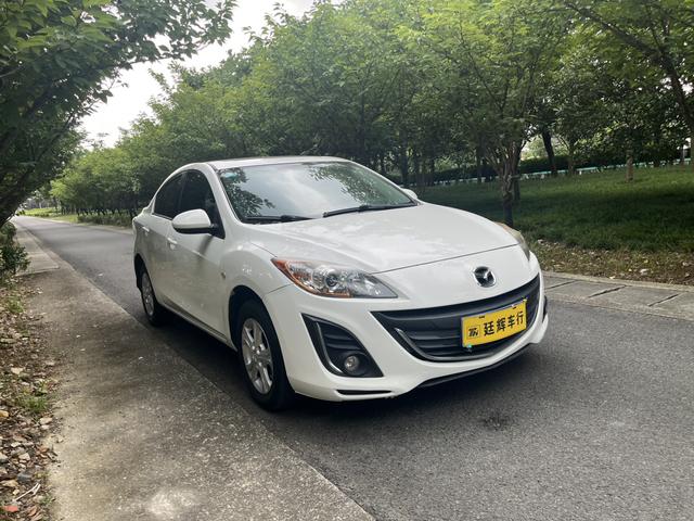 Mazda 3 star