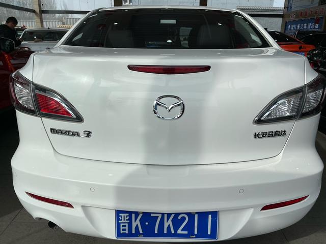 Mazda 3 star