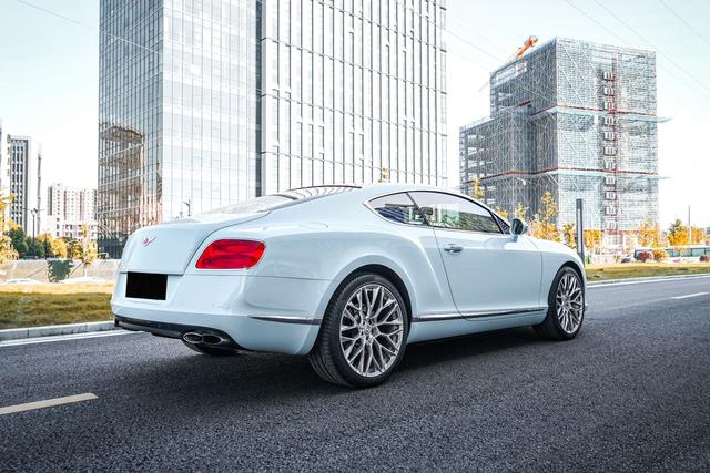 Bentley Continental