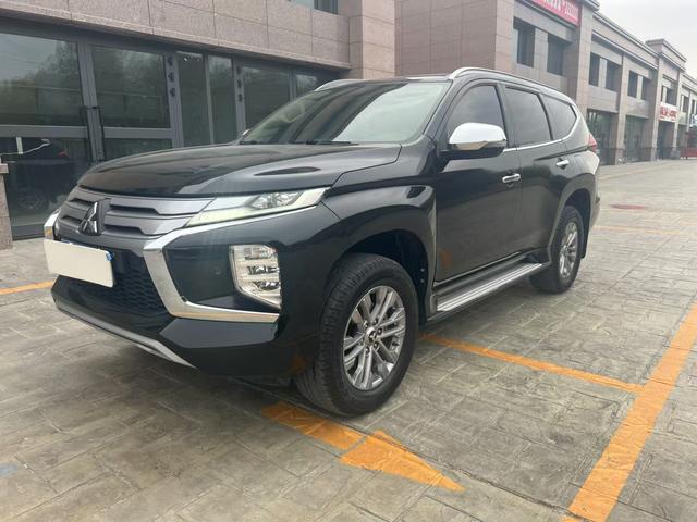 Mitsubishi Pajero Jinchang (imported)