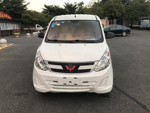 Wuling Rongguang V