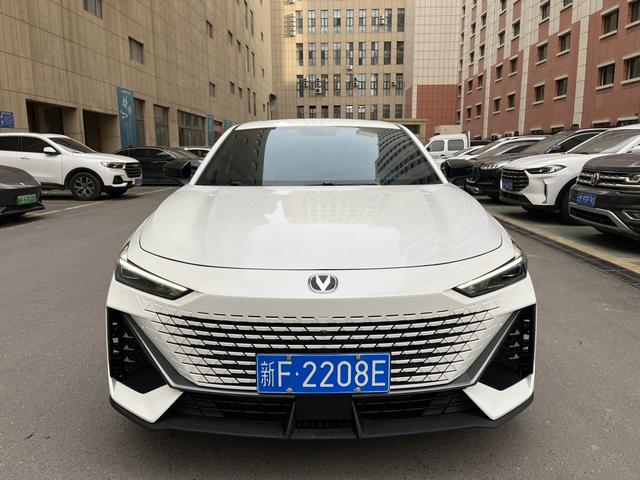 Changan UNI-V