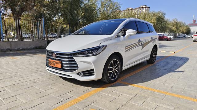 BYD Song MAX