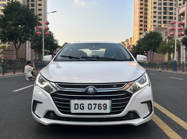 BYD Qin DM