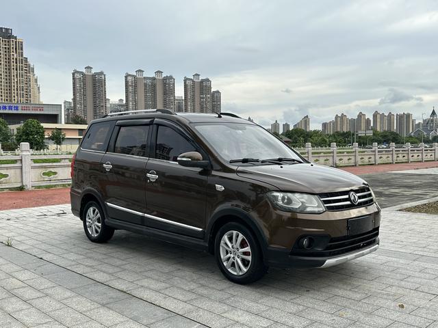 Dongfeng Fengon 360