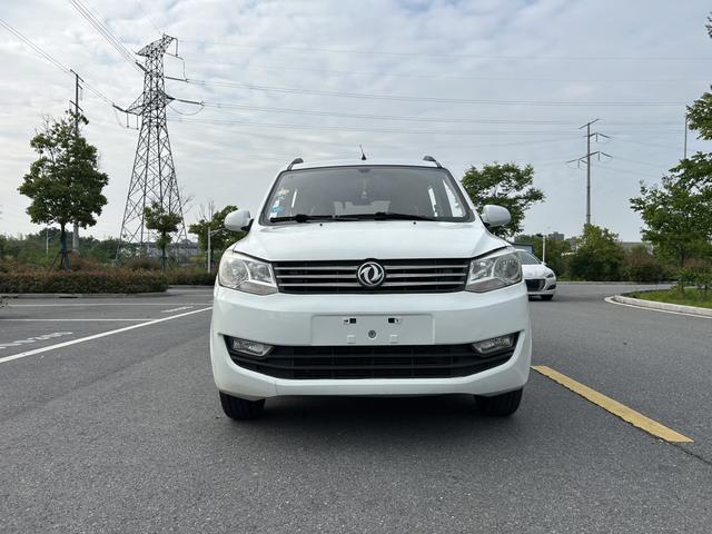 Dongfeng Fengon 330