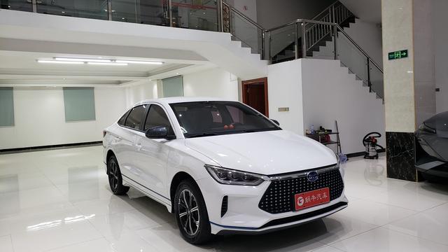 BYD e3