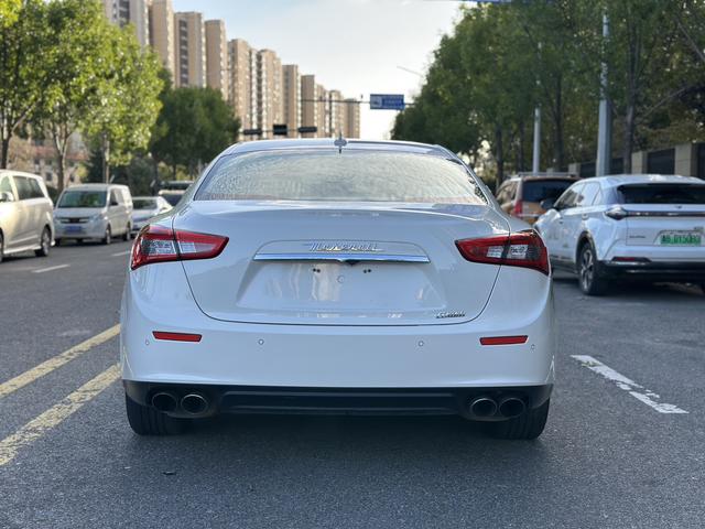 Maserati Ghibli