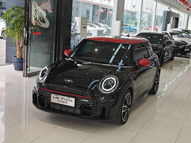 MINI JCW