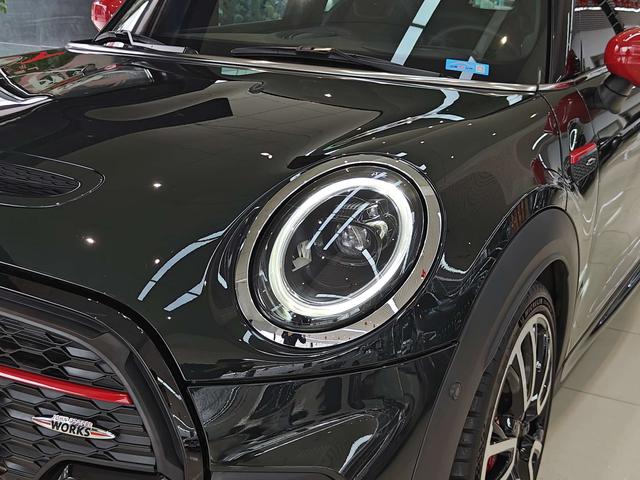 MINI JCW