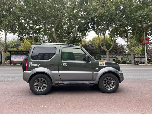 Suzuki Jimny (imported)