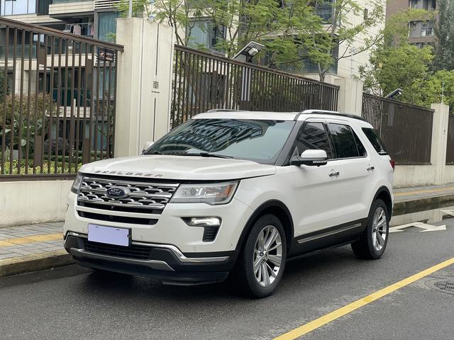 Ford Explorer (imported)