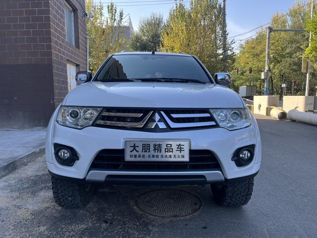 Mitsubishi Pajero Jinchang