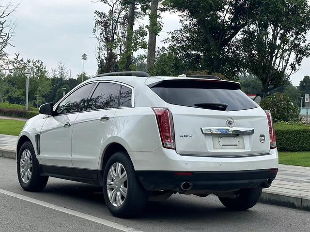 Cadillac SRX