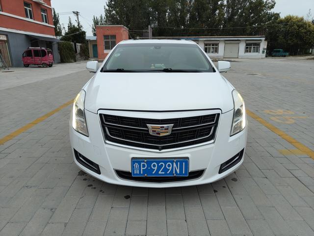 Cadillac XTS