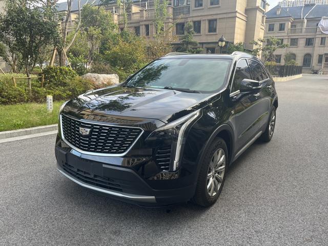 Cadillac XT4