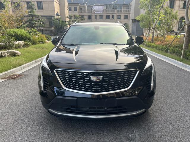 Cadillac XT4