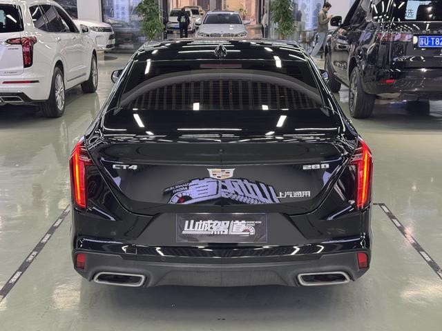 Cadillac CT4