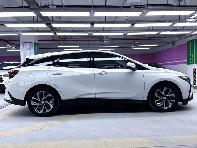 Buick Weilan 6 PHEV