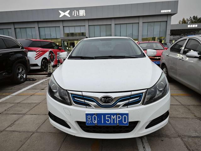 BYD e5