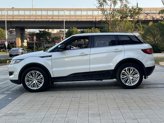 Lu Feng Landwind X7